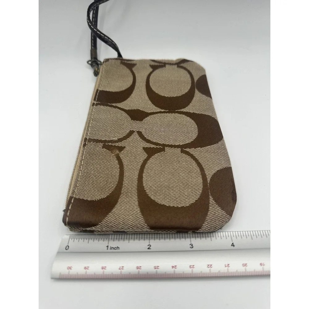 Coach signature canvas